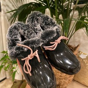 Sperry saltwater 1eye cozy black shoes boots ankle